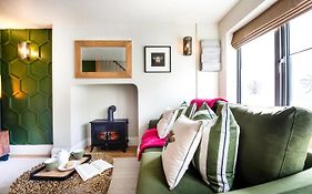 The Hive, Central Ludlow, Free Parking, Boutique Hotel Style
